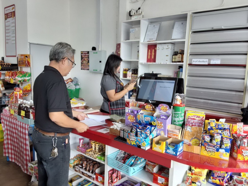 ปศุสัตว์อำเภอ ขลุงตรวจติดตามและต่ออายุโครงการเนื้อสัตว์ปลอดภัย ใส่ใจผู้บริโภค (ปศุสัตว์OK)