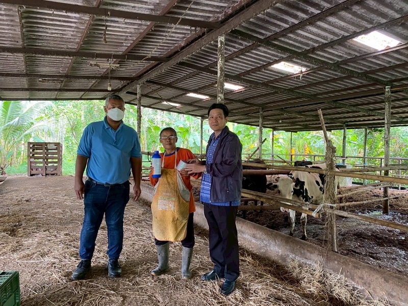 ปศุสัตว์จันทบุรี ตรวจเยี่ยม สร้างขวัญกำลังใจแก่เกษตรกรผู้เลี้ยงสัตว์จากสถานการณ์ฝนตกหนักในพื้นที่