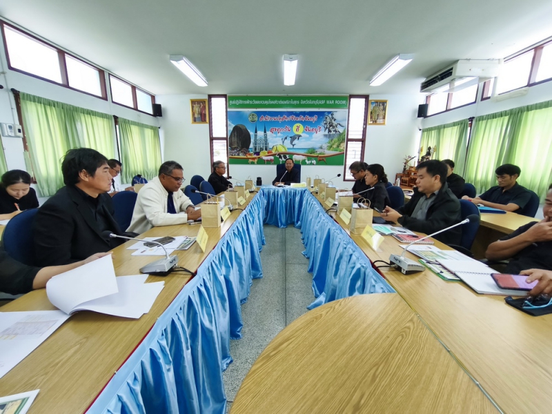 ปศุสัตว์จันทบุรีบูรณาการหน่วยงาน จัดประชุมและแลกเปลี่ยนความคิดเห็นด้านการจัดการโคนม เพื่อพัฒนาคุณภาพน้ำนมในโคนมของเกษตรกรพื้นที่อ.สอยดาว